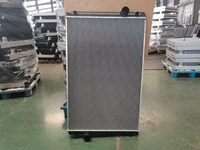 International Heavy Duty Truck Radiator 2001-3533